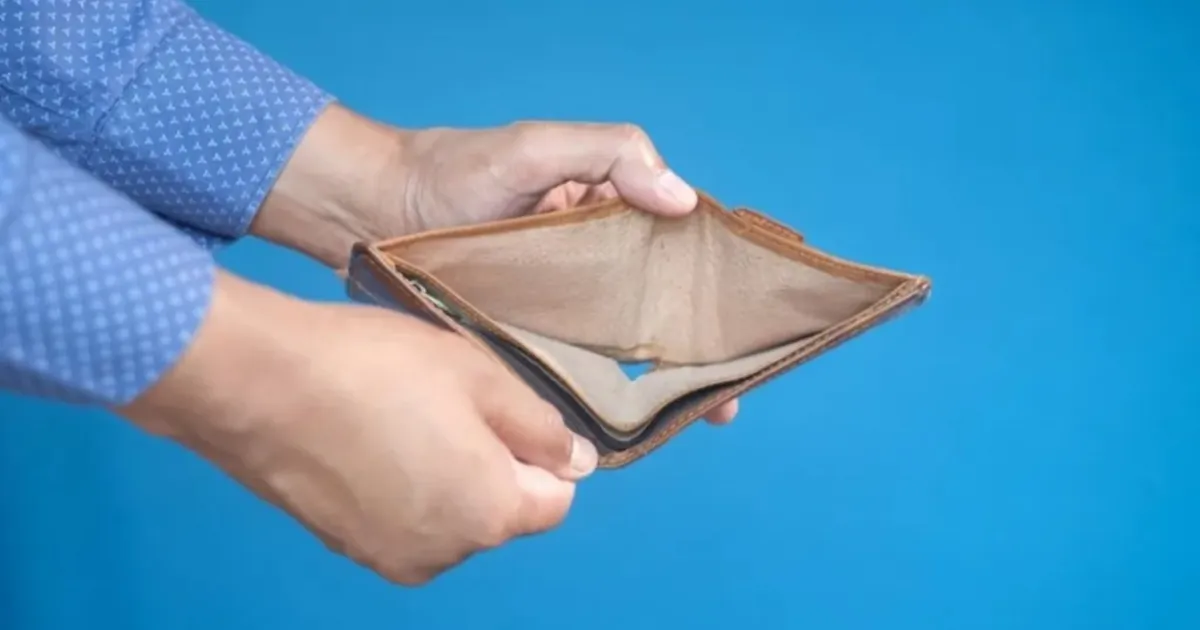 Ilustrasi dompet kosong - NEXT Indonesia