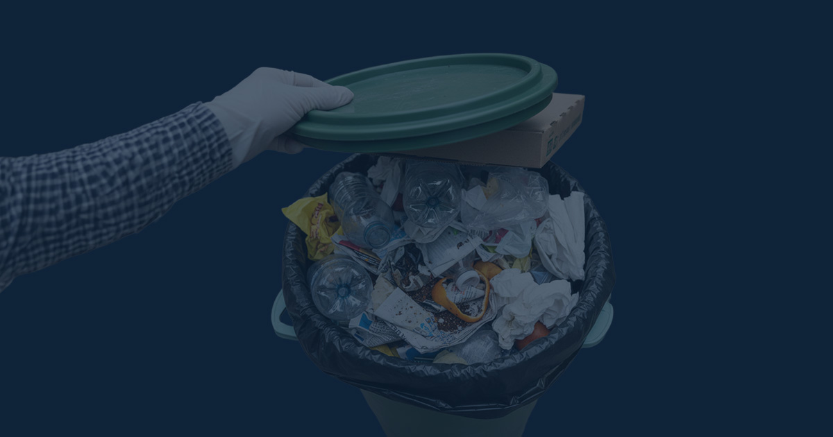 Ilustrasi membuang sampah - NEXT Indonesia Center